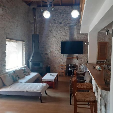 Tsitalia Cottage House เลโอนีดีออน ภายนอก รูปภาพ